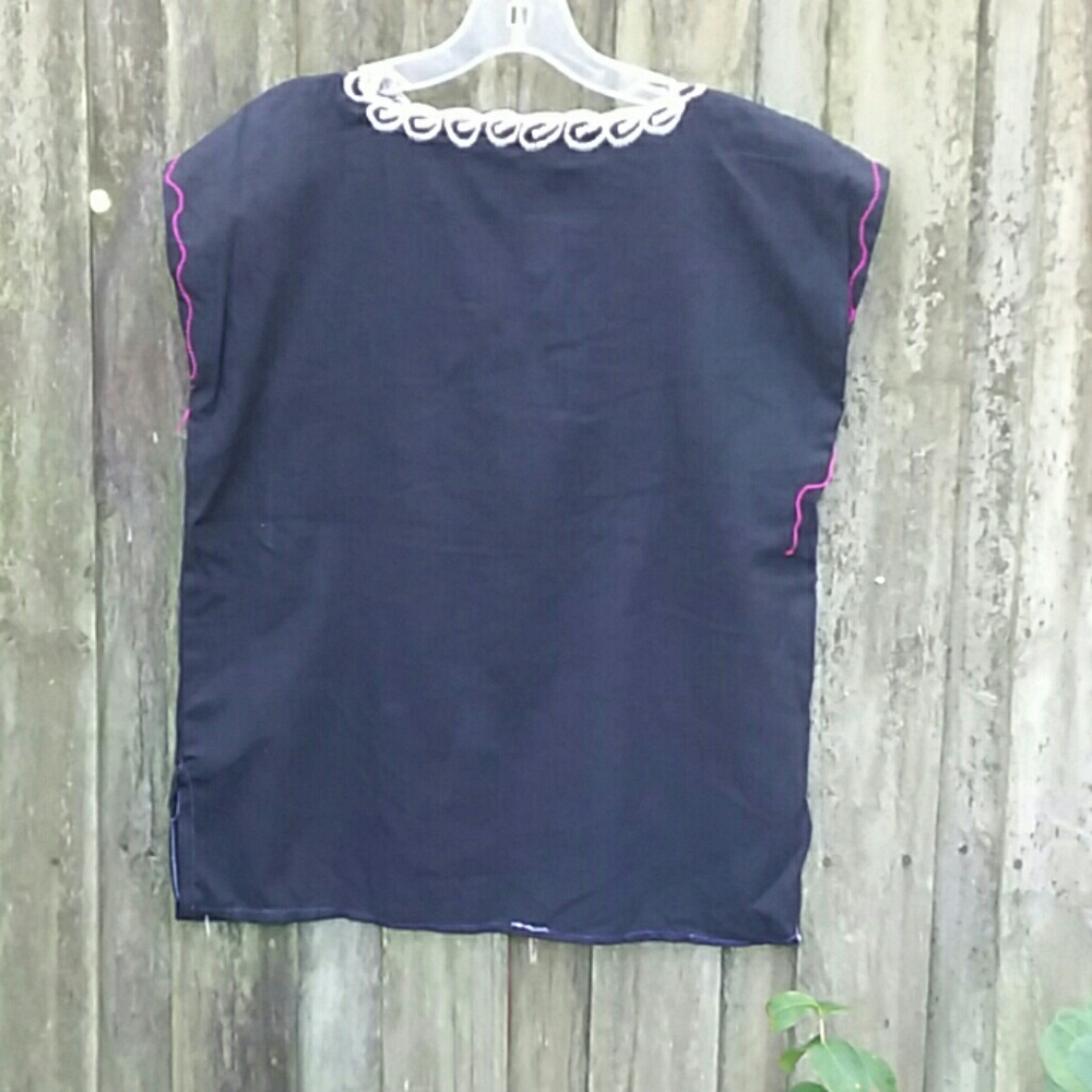 Mexican Embroidered shirt - Picture 3 of 4